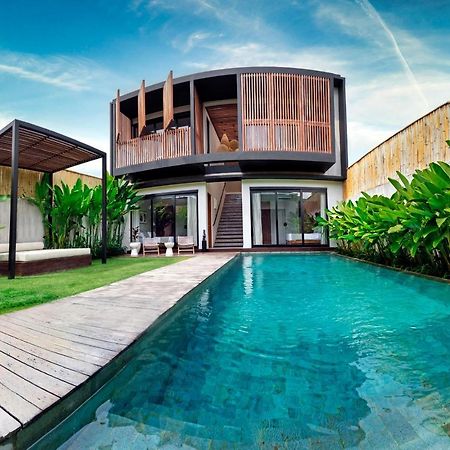 New 4 Bedroom 5 Min Walk To Berawa Beach Enclosed Livng 캉구 외부 사진