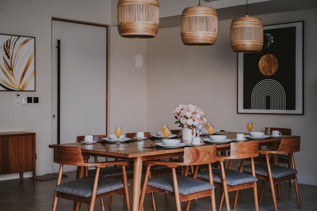 New 4 Bedroom 5 Min Walk To Berawa Beach Enclosed Livng 캉구 외부 사진