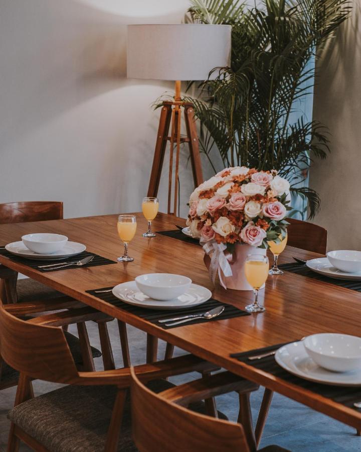 New 4 Bedroom 5 Min Walk To Berawa Beach Enclosed Livng 캉구 외부 사진