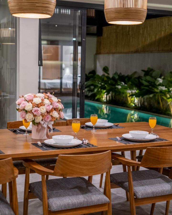 New 4 Bedroom 5 Min Walk To Berawa Beach Enclosed Livng 캉구 외부 사진